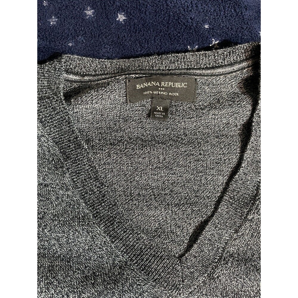Banana Republic Merino Wool V Neck Sweater XL Knit Pullover